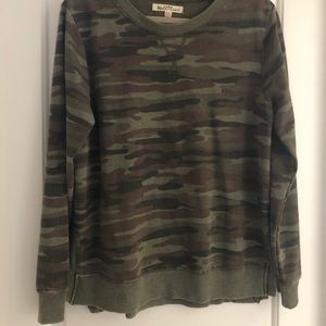 Women’s Green Camouflage Sweatshirt